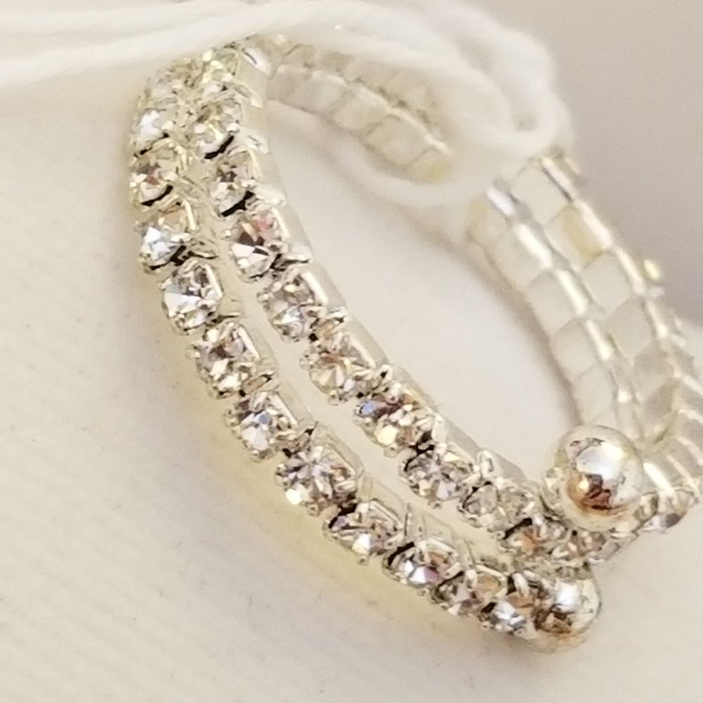 4/$35 NWT Glass Crystal Silver Plated Brass Ring - Picture 7 of 7